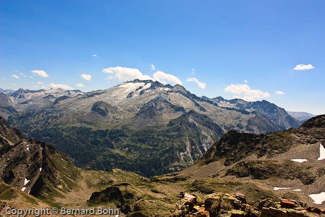 Pic du Sacroux port et cirque de la glÃ©re
Pic du Sacroux port et cirque de la glÃ©re
Mots-clés: PyrÃ©nÃ©es cirque de la glÃ©re,port de la glÃ©re sacroux