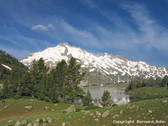  [url=https://bernard-bohn.fr/pyren/html_montagne/lac_aumar_aubert.htm]lac d'aumar Néouvielle[/url]
lac d'aumar Néouvielle
Mots-clés: néouvielle,lac aumar