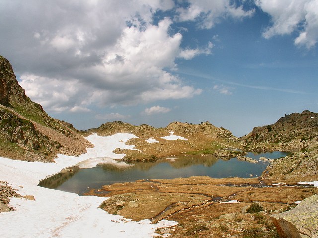 Laquet No Name
Entre Campana de Cloutou et le col du Bastanet
Mots-clés: lac noname