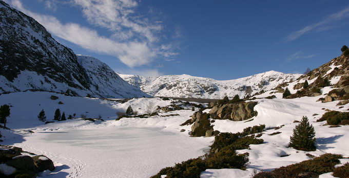 [url=https://bernard-bohn.fr/pyren/html_montagne/bassies.htm] étangs de Bassiès Ariège[/url]
étangs de bassiés
Mots-clés: étang bassiès,ariège,pyrénées