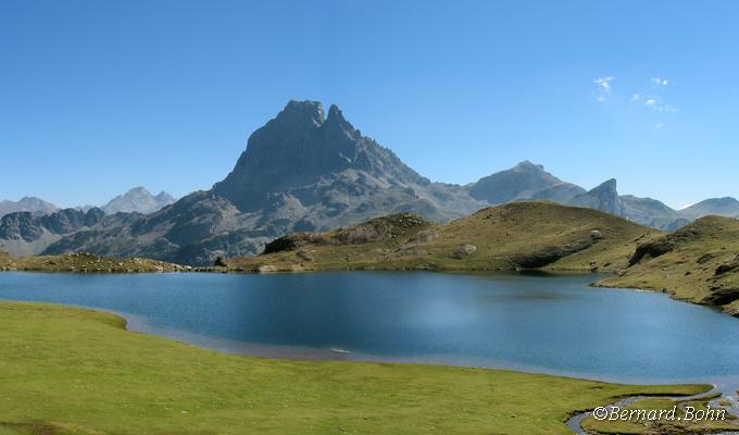 [url=https://bernard-bohn.fr/pyren/html_montagne/ossau_lacs_ayous.htm]tour des lacs Pic du midi Ossau[/url]
Mots-clés: pic midi,ossau,lac ayous,pyrénées