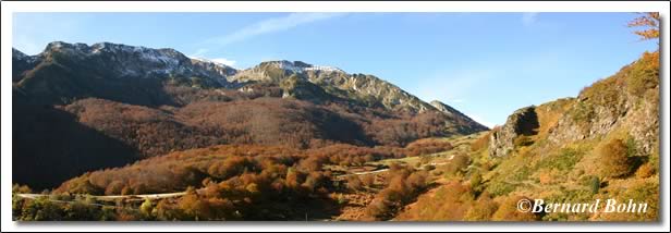 vue sur la montée au port de lers depuis sentier montée vers l'étang d'arbu