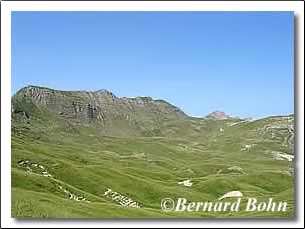 vue sur le plateau depuis le col de lapachouaou