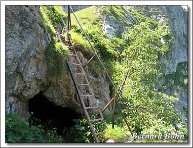 echelle sur la montée à estaens