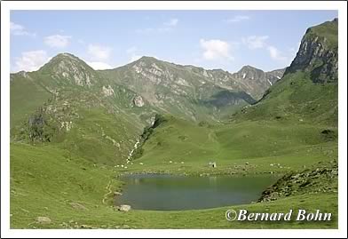 lac et berges du lac d'Ourrec