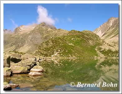 Lac d'antarrouyes gêdre Hautes Pyrénées