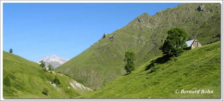 Panorama pic ardiden granges de campbielh