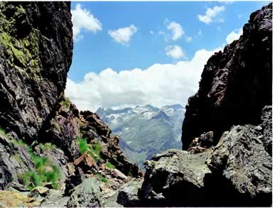 bréche de Bénasque et vue sur le Pic d'anéto