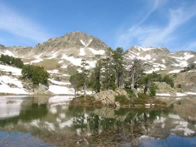 lac de l'île cirque d'estibère Néouvielle pyréneés