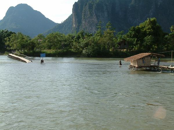 laos
Mots-clés: laos,maison,piloti