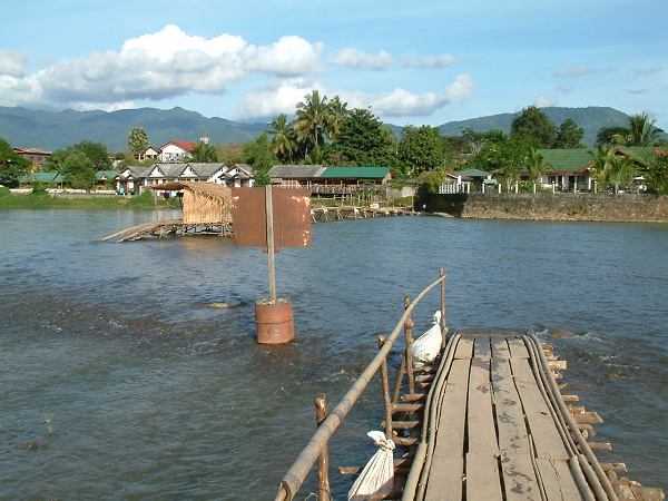 laos
Mots-clés: laos,ponton,fleuve