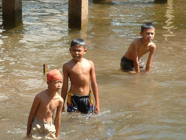 laos
Mots-clés: laos,baignade