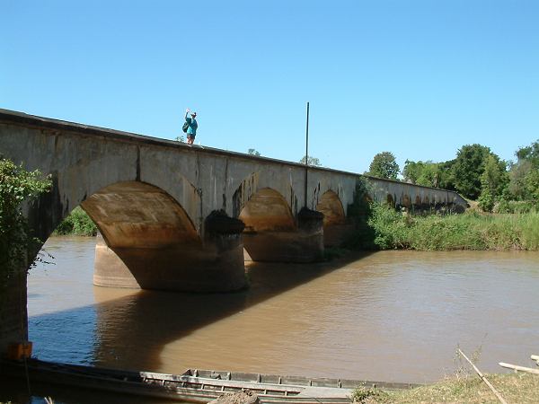 laos
Mots-clés: laos,pont