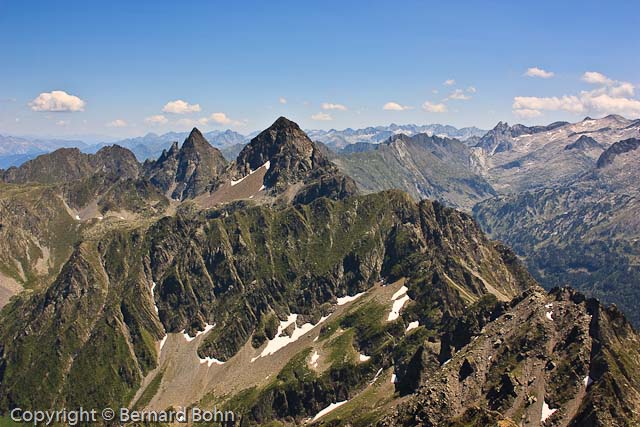 Pic du Sacroux port et cirque de la glÃ©re
Pic de la mine et du VÃ©nasque vu du Sacroux
Mots-clés: PyrÃ©nÃ©es cirque de la glÃ©re,port de la glÃ©re sacroux