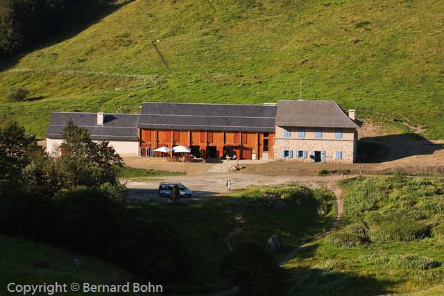 Hospice de France
Refuge et hotellerie de l'hospice de France inaugurÃ©e Juillet 2009
Mots-clés: PyrÃ©nÃ©es,hospice de France