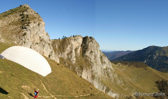 Parapente depuis Pic du gard
Mots-clés: pic du gard,pyrénées