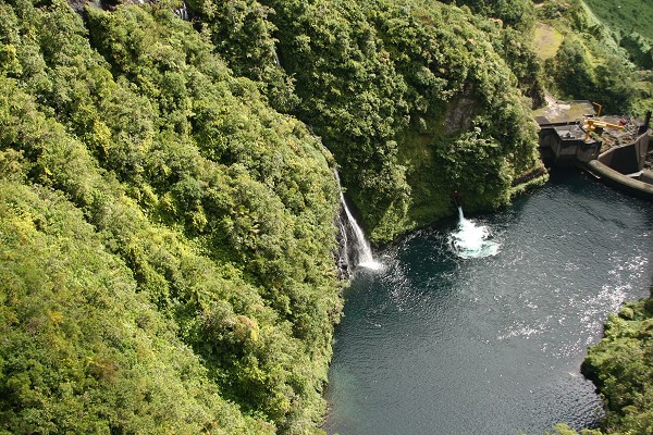 takamaka
Mots-clés: Île de la Réunion,takamaka