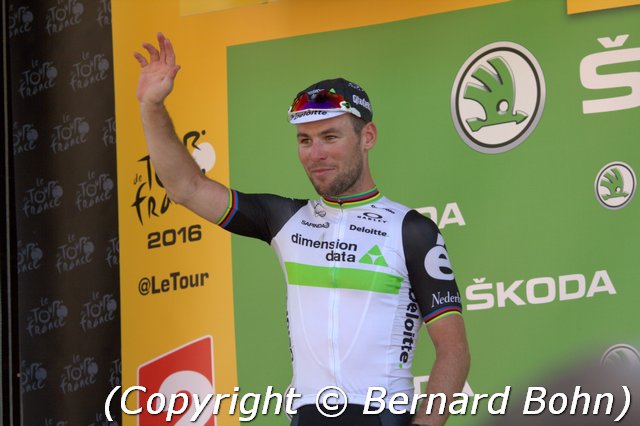 CAVENDISH Mark
CAVENDISH Mark (TEAM DIMENSION DATA) - maillot vert Ã  la fin de l'Ã©tape 8
Mots-clés: CAVENDISH Mark,maillot vert Ã©tape 8,tour de france 2016